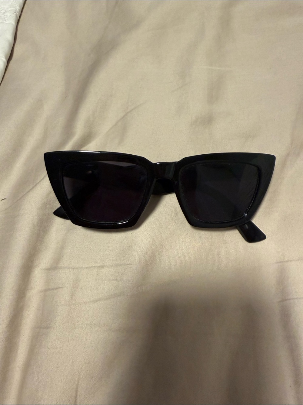 Urban Outfitters Black Cat-Eye Sunglasses